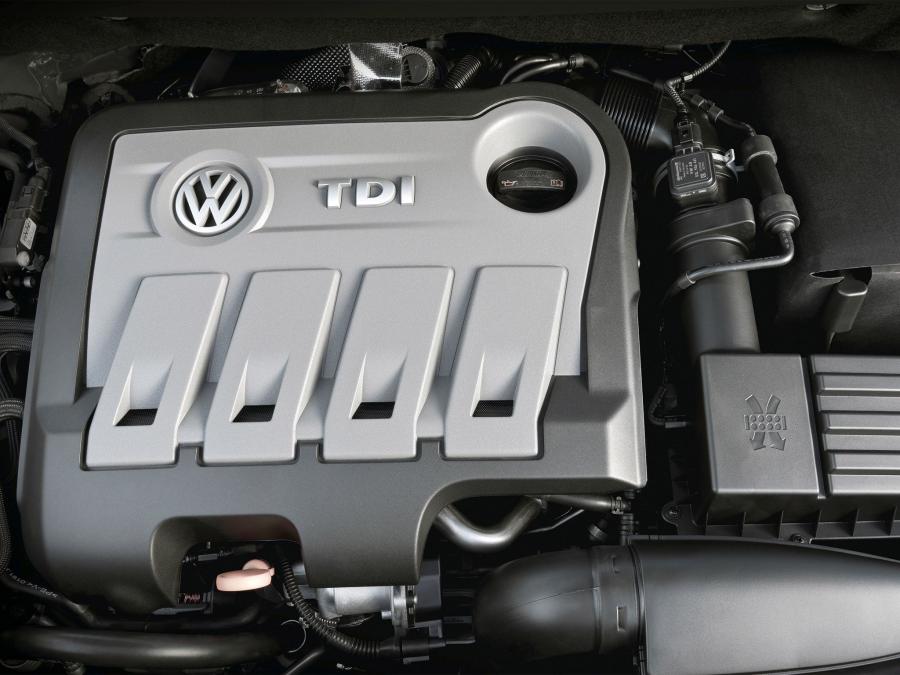  Volkswagen CrossTouran 2010 года  (фото 2 из 26)